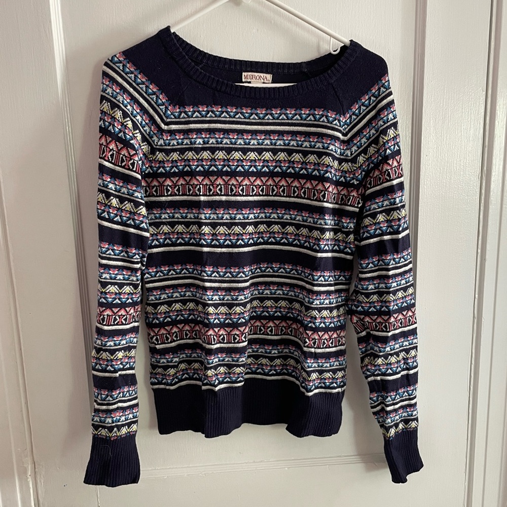 Merona blue Aztec print sweater.